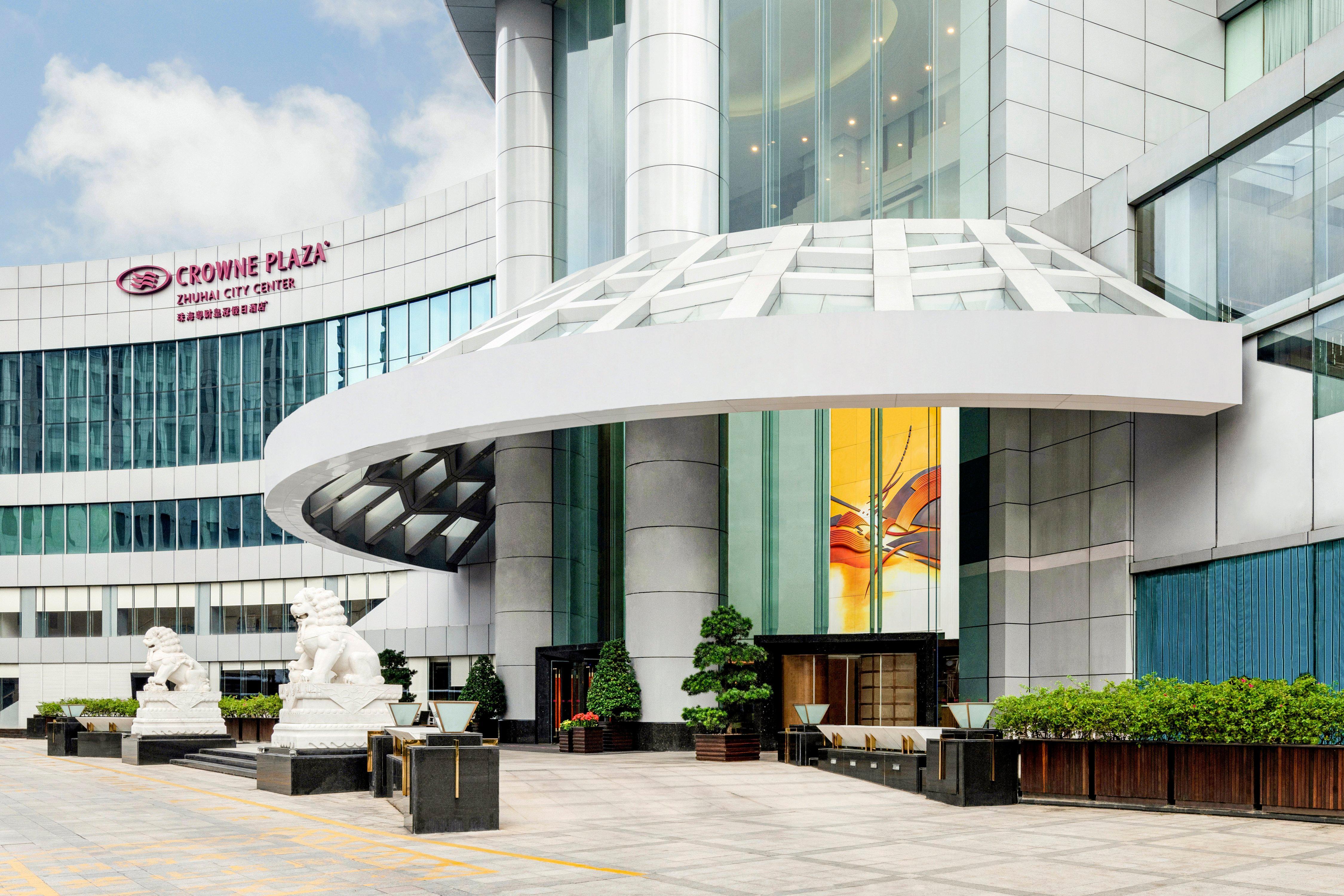 Crowne Plaza Zhuhai City Center, An Ihg Hotel Exterior photo